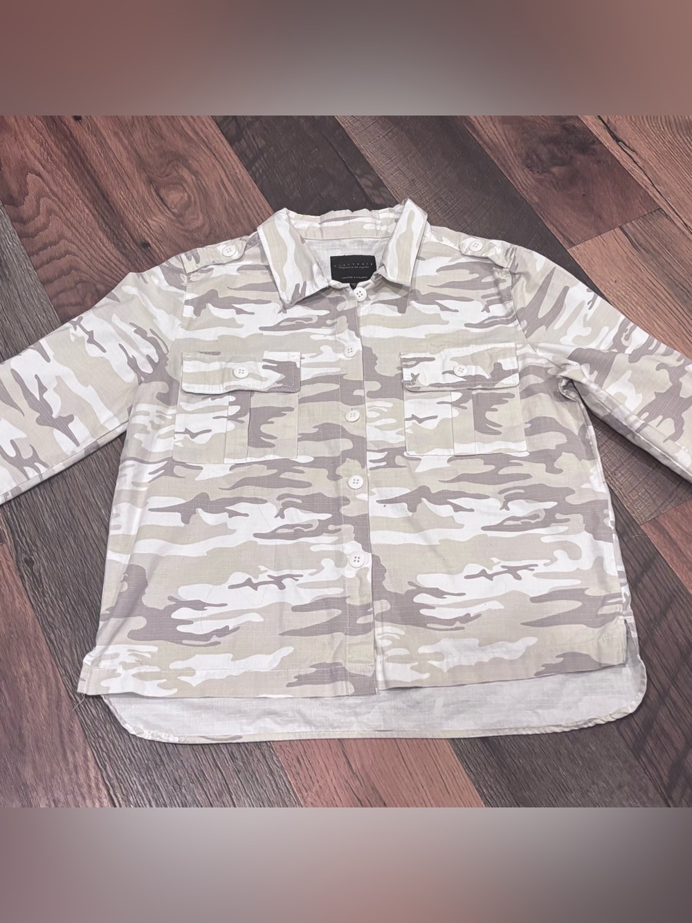Sanctuary Camo Utility Jacket Cotton Camo Shacket, Button Front,Pockets, Sz L